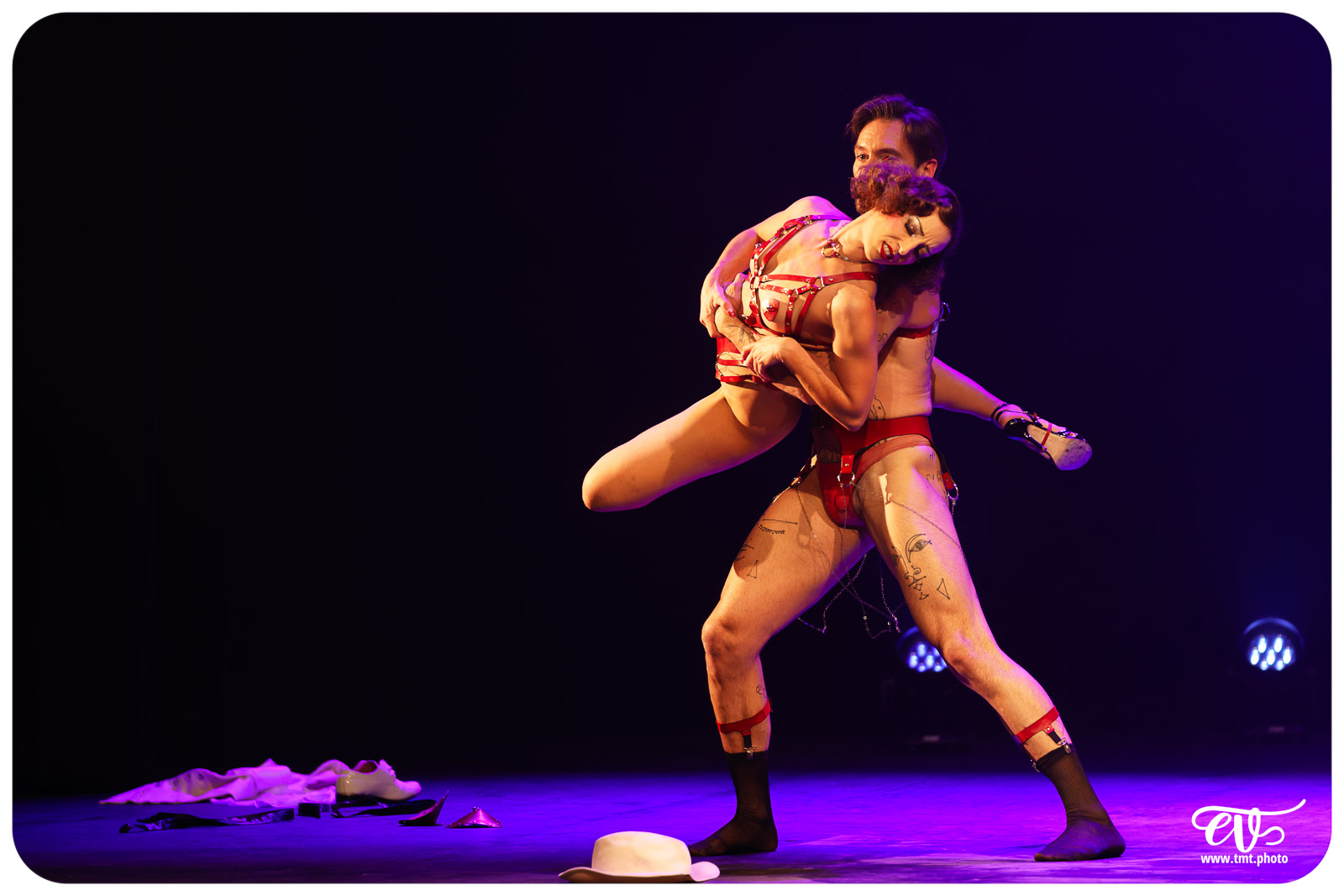 CABARET CANAILLE (LE BURLESQUE KLUB)